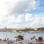 Holiday home Exclusive Seafront Townhouse Sliema, Valletta Sea View Sliema