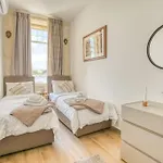 Exclusive Seafront Townhouse Sliema, Valletta Sea View Holiday home