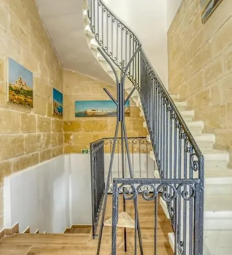 Exclusive Seafront Townhouse Sliema, Valletta Sea View Σπίτι διακοπών *