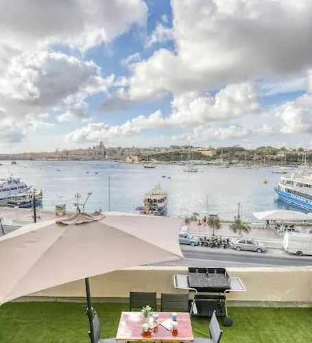 Exclusive Seafront Townhouse Sliema, Valletta Sea View Σπίτι διακοπών